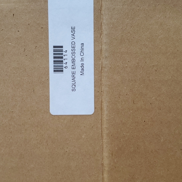 Home Interiors Square Embossed vase Floral 12" tall 4" sq base 6" sq opening NEW - Picture 7 of 7